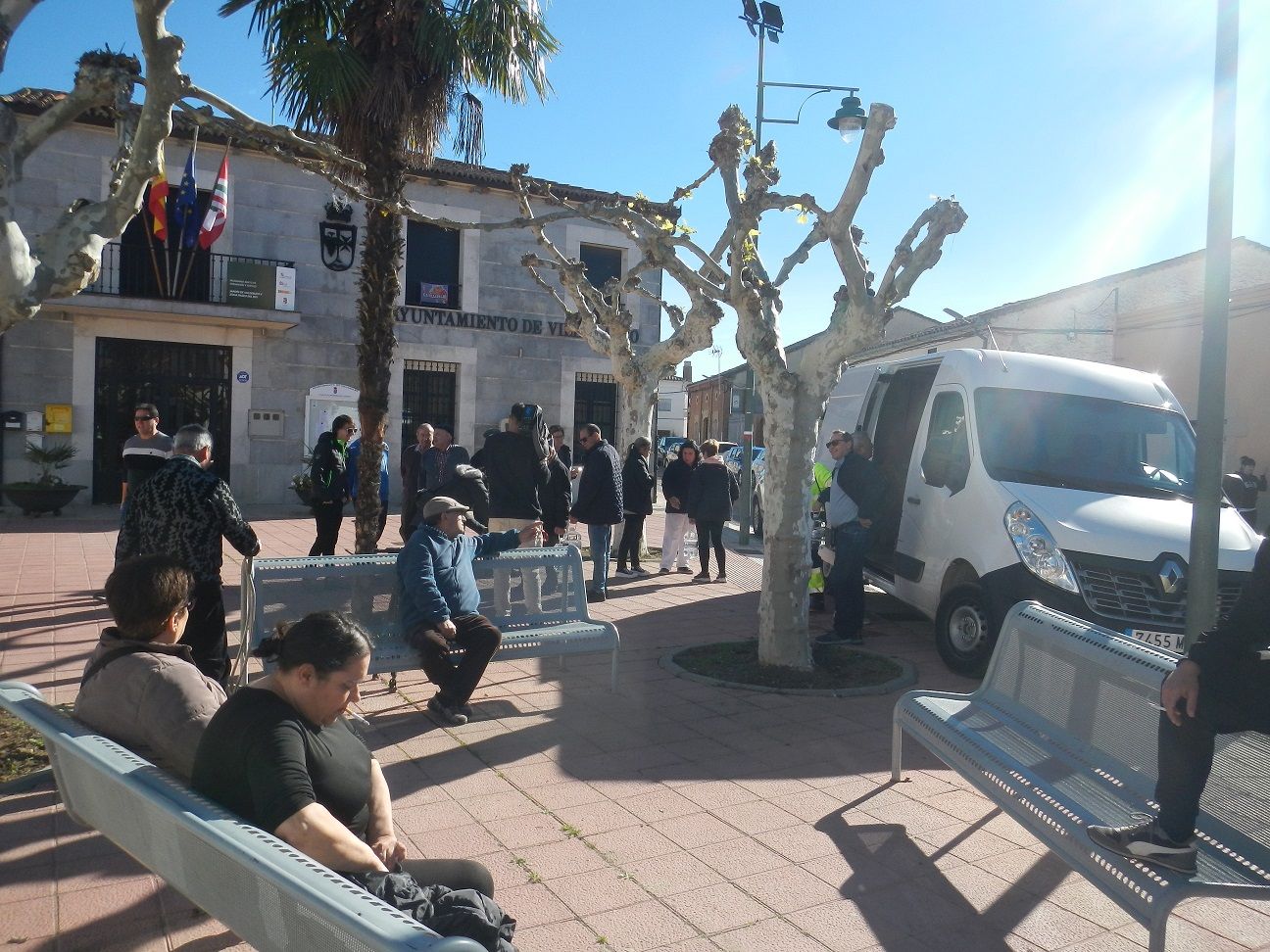 Los camiones de agua llegan a Villaralbo