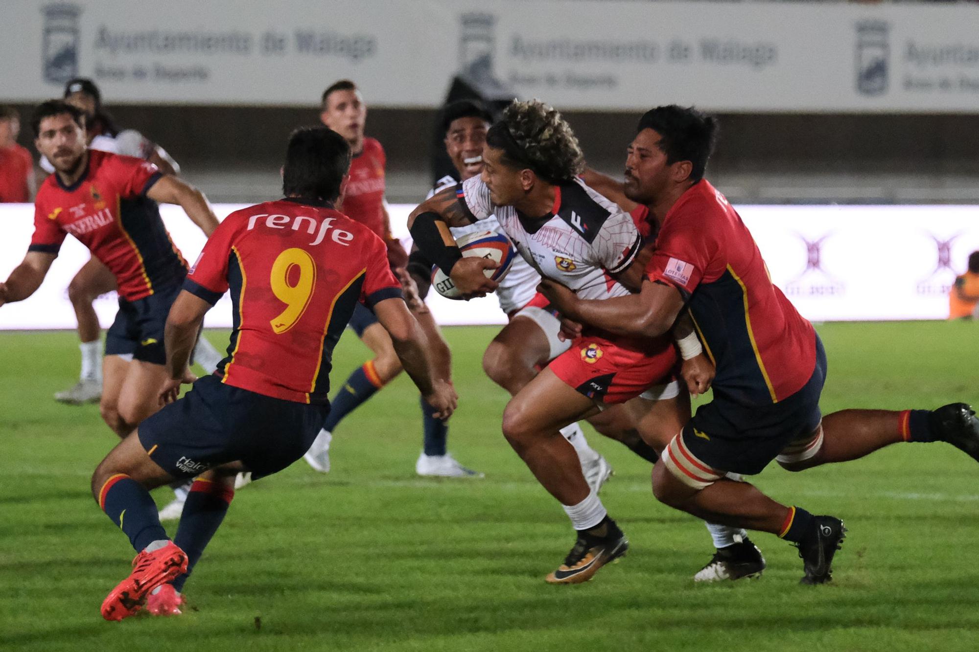 Málaga disfruta del España - Tonga de rugby