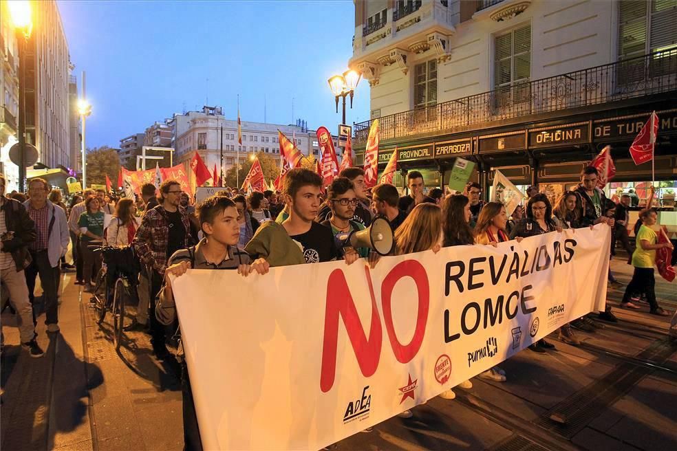 Manifestación contra la Lomce en Zaragoza