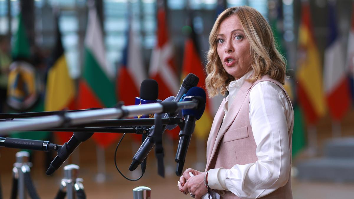Exigen la comparecencia de Meloni tras el acceso ilegal a bases de datos italianas