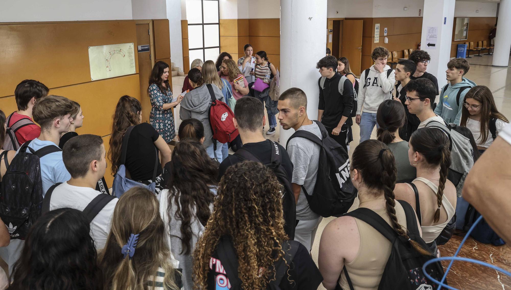 Primer día de la Selectividad 2023 en la Universidad de Alicante