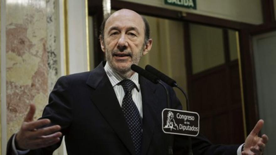 Rubalcaba sale de nuevo a escena