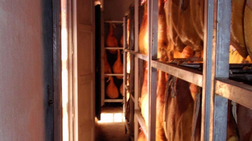 Teruel aúna fuerzas para que el secado natural de jamones sea patrimonio mundial