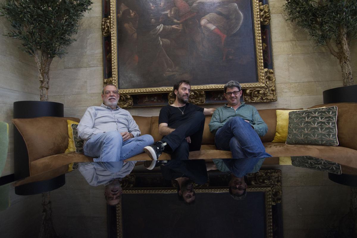 Jorge Díaz, Agustín Martínez y Antonio Mercero, en el Hotel Reino de Aragón de Zaragoza.
