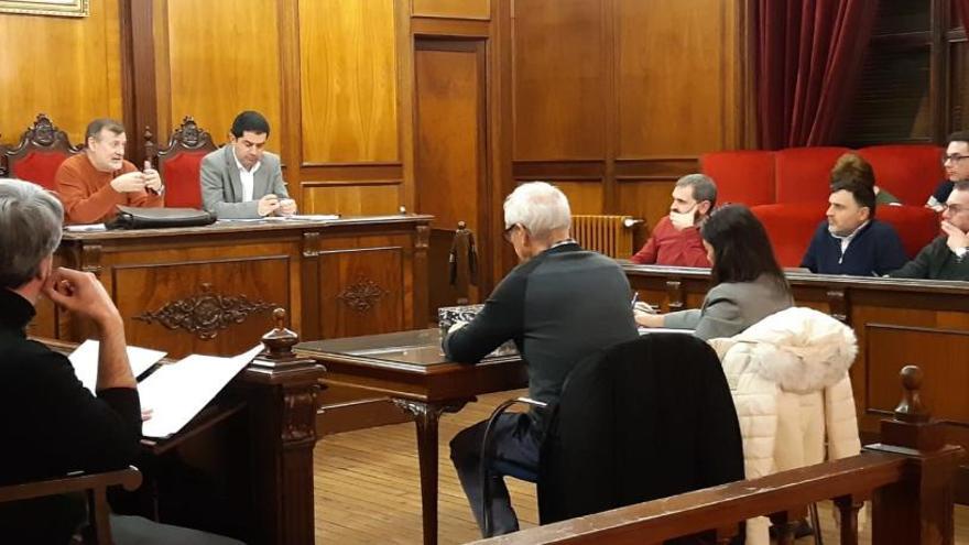 Imagen de la reunión celebrada en el Ayuntamiento de Alcoy