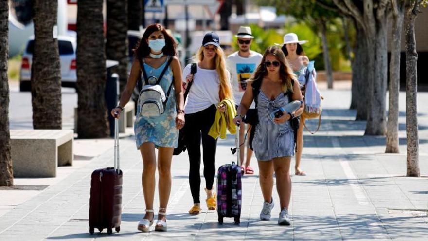 Ibiza y Formentera baten el récord del gasto turístico en agosto con 733 millones de euros