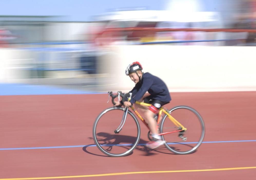 Exhibición en el velódromo de Molina de Segura