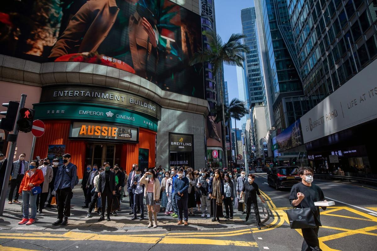 Adiós a las mascarillas en Hong Kong