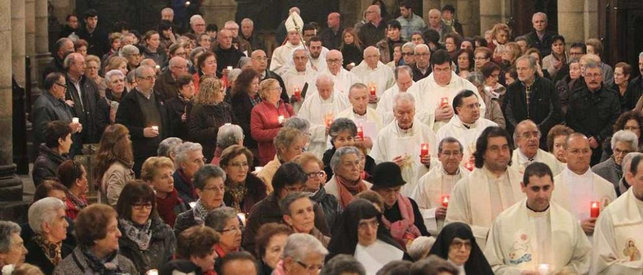 Un momento de la celebración en la catedral. // Iñaki Osorio