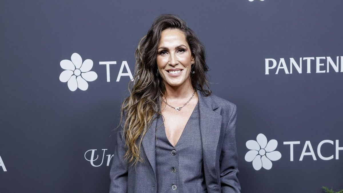 Malú tira de humor para responder a la polémica con su 'nueva' cara