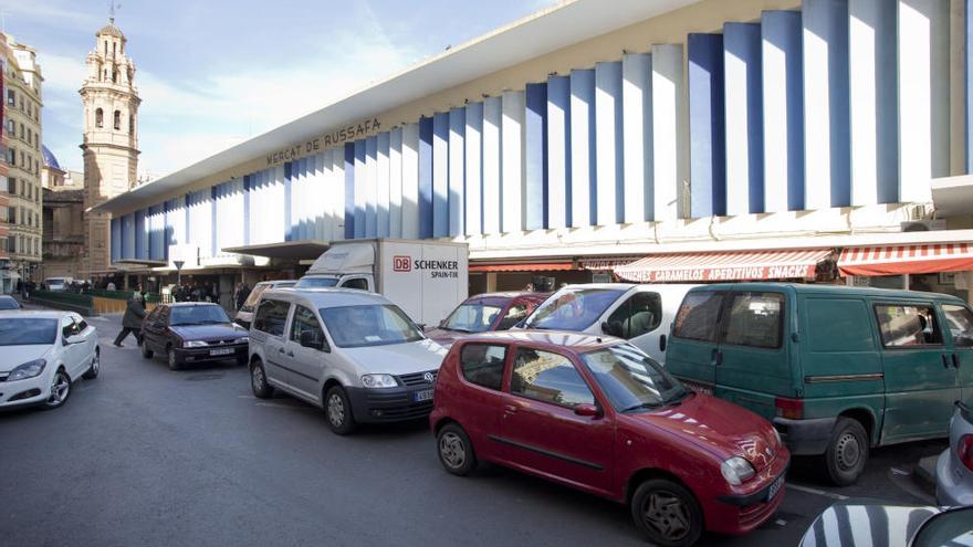Valencia invertirá 600.000 euros en el Mercado de Russafa ante el riesgo de derrumbe