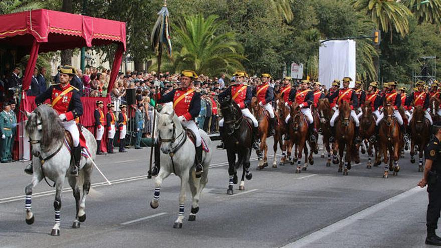 El Escuadrón de Caballería de la Guardia Civil protagonizó uno de los momentos más espectaculares del desfile que tuvo lugar en el Paseo del Parque.