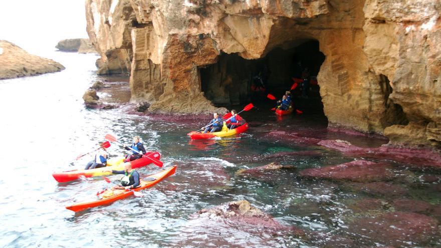 Patrimonio apela al valor histórico de la Cova Tallada para evitar visitas masivas