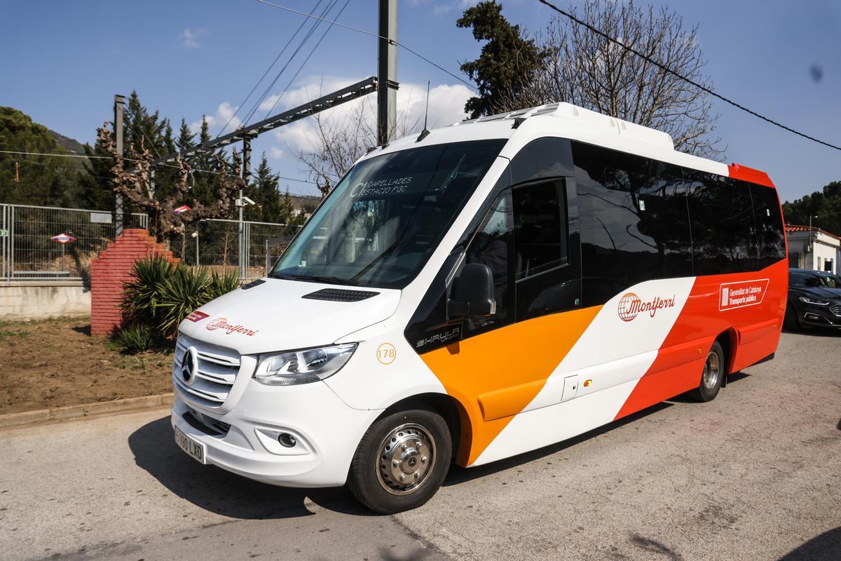 El bus que farà el servei de l'estació al centre de Capellades