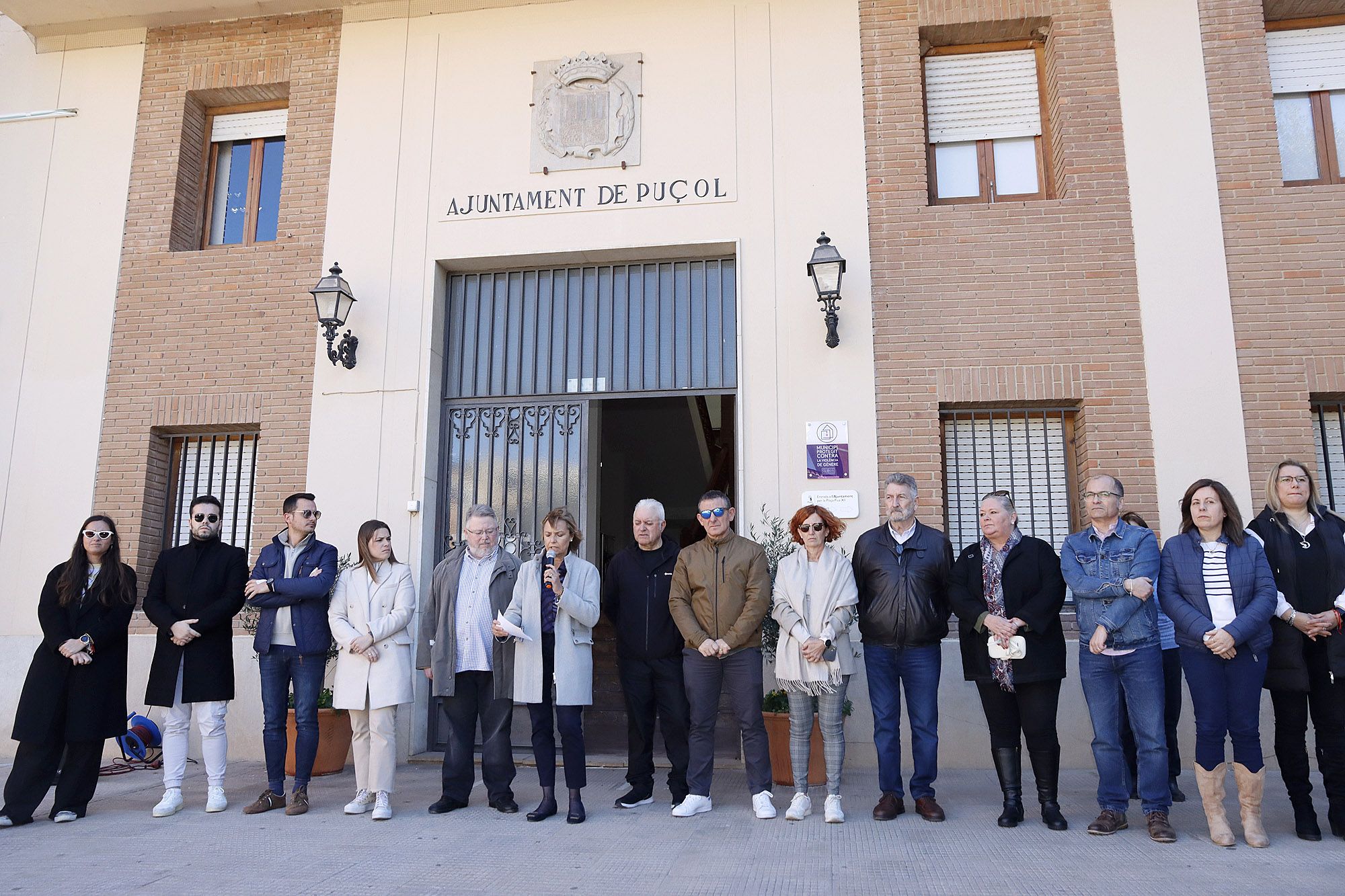 Puçol. Minuto de silencio por los dos Guardias Civiles asesinados en Barbate.