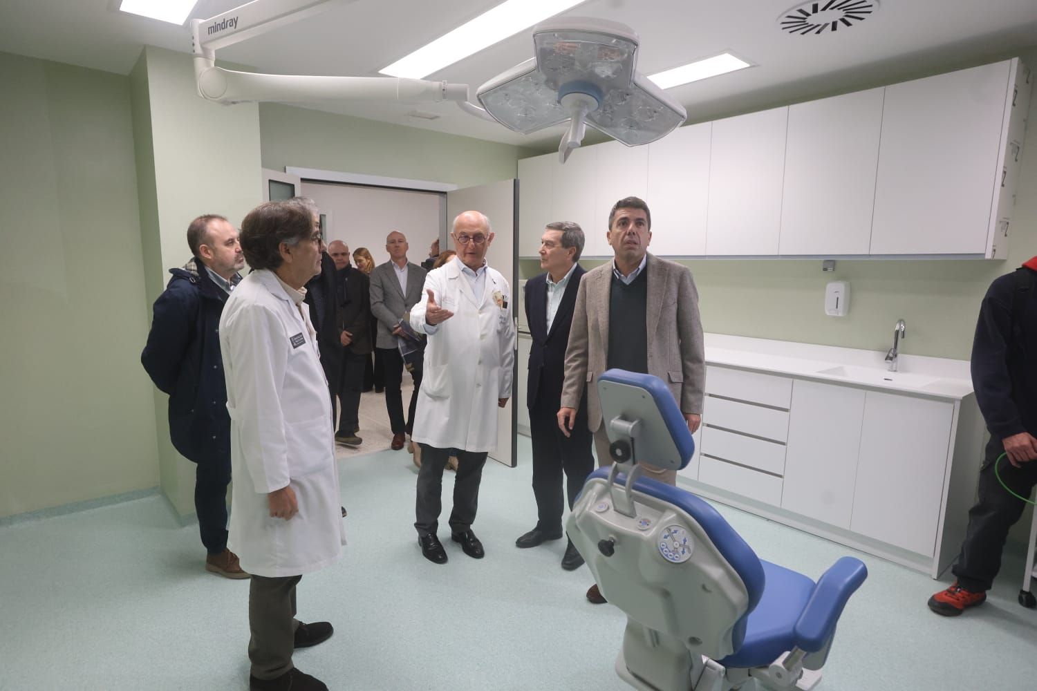 El nuevo centro de consultas externos del hospital Clínico comienza a funcionar.