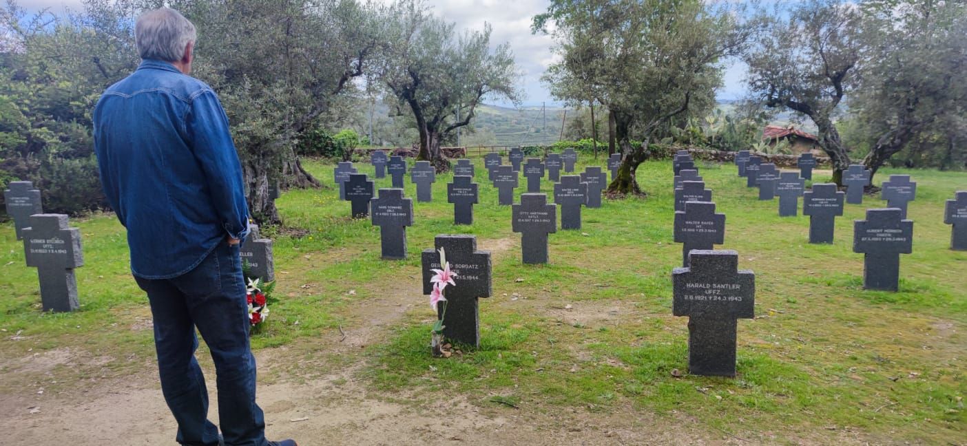 Estos son los cementerios más singulares de Extremadura