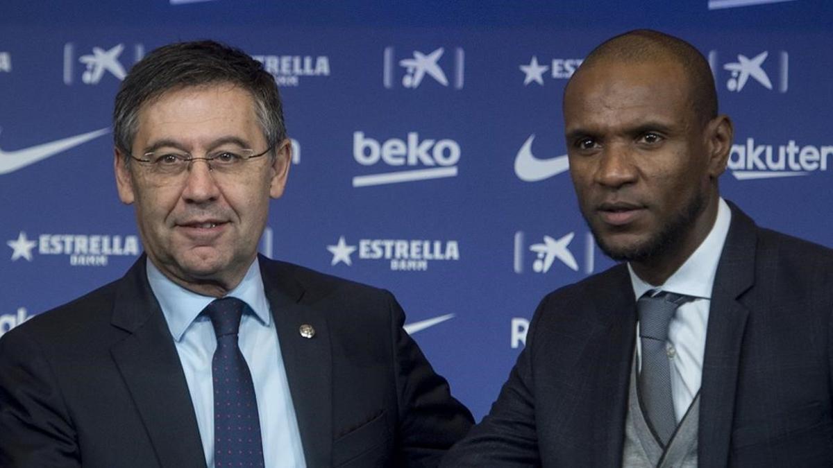 Bartomeu y Abidal, en la presentación de Quique Setién como técnico del Barça.