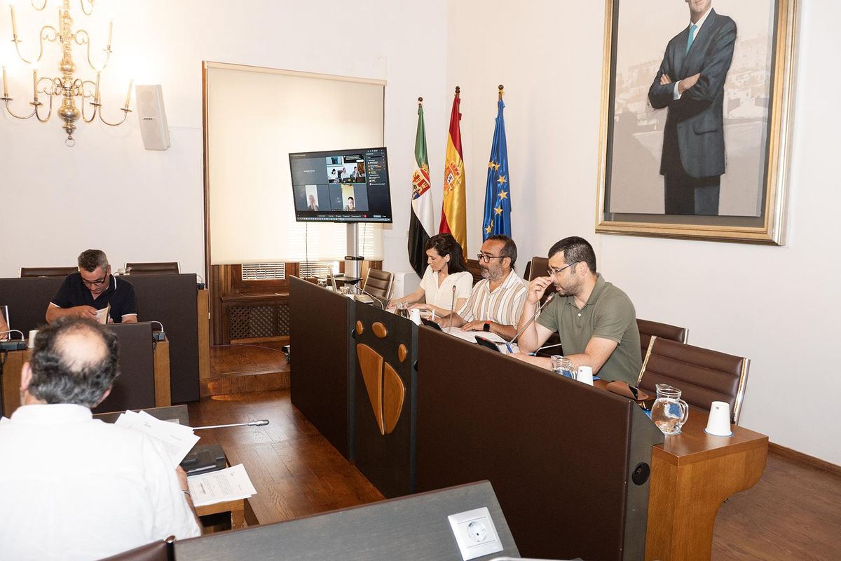 la Junta General y del Consejo de Administración del Consorcio Medio Ambiente y Agua Provincia de Cáceres.