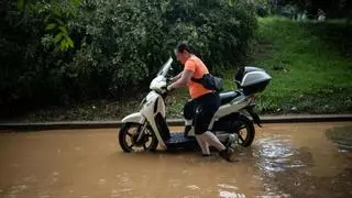 Directo | Las lluvias e inundaciones complican la movilidad en el Vallès Oriental y Barcelona
