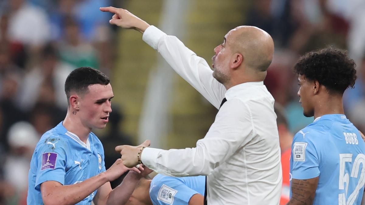 Pep Guardiola dando indicaciones en la final del Mundial de Clubes