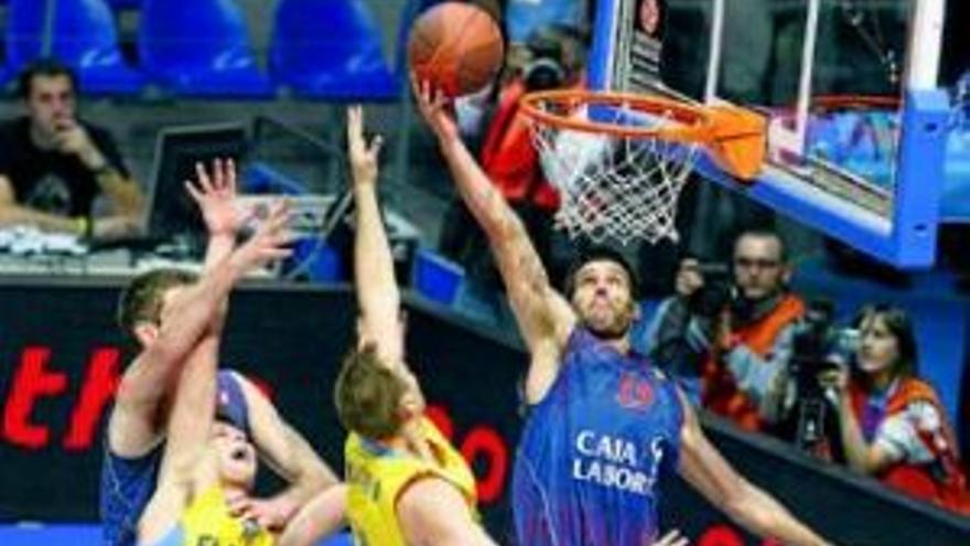 Tres victorias y una derrota ayer para los equipos españoles en la Euroliga de basket