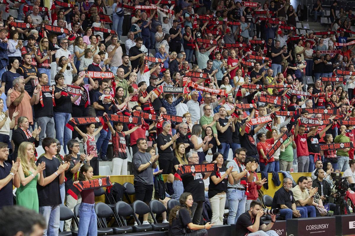 Les imatges del partit de tornada de la semifinal del play-off entre l'Spar Girona i el València