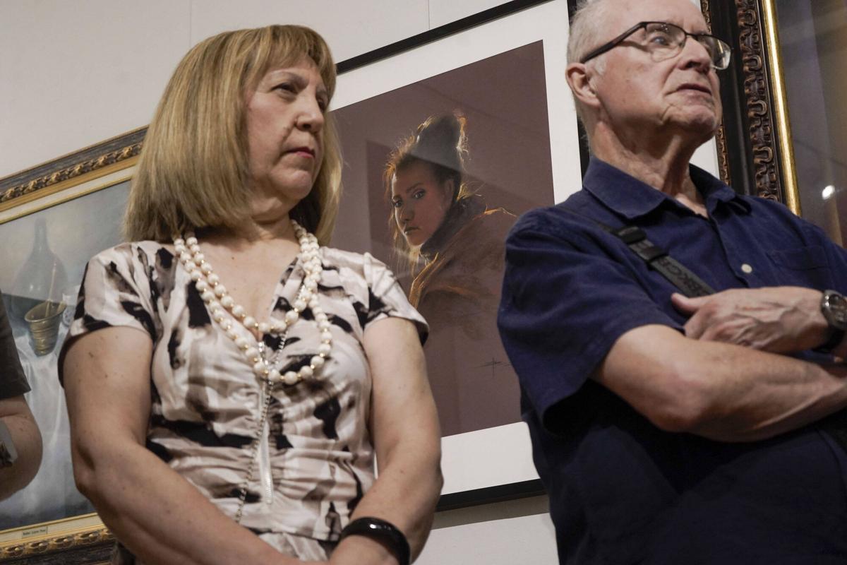 La inauguració de les pintures de Rafael López Pozo, en imatges