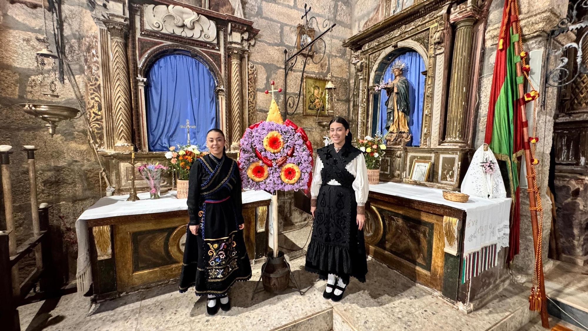 Villadepera honra a la Virgen del Rosario