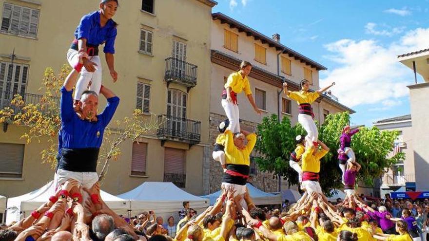 Els Castellers de Santpedor, els Picapolls d&#039;Artés i els Castellers de Berga van participar ahir a la Fira de Sant Miquel, a Santpedor