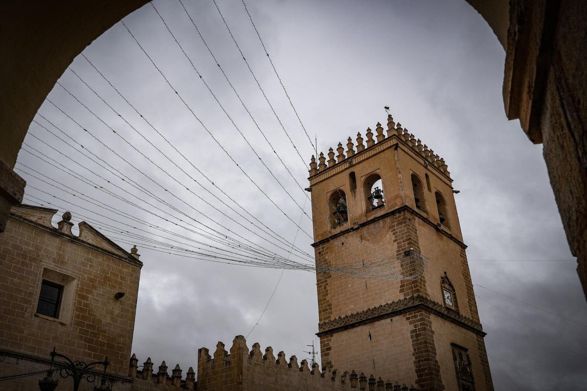 Techo de luces instalado en la plaza de España esta Navidad.