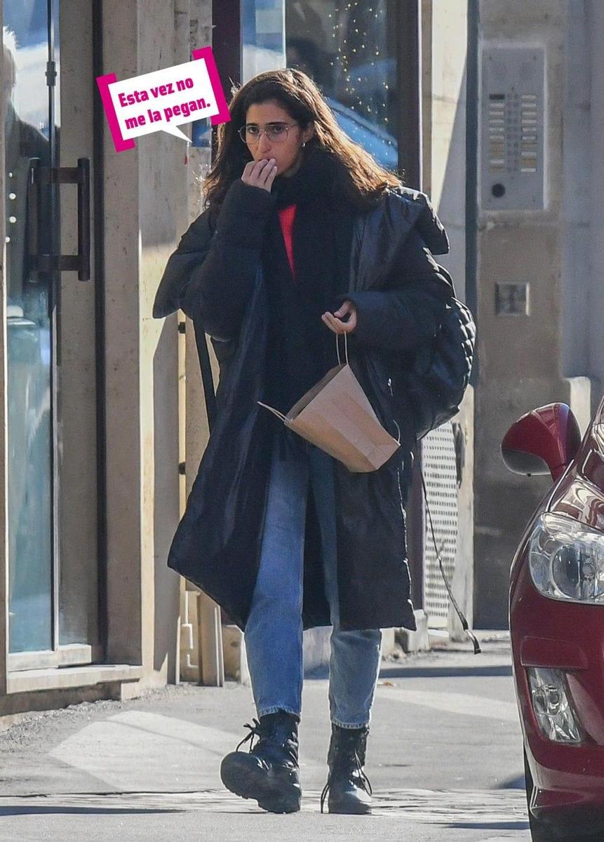 Alba Flores por la calle