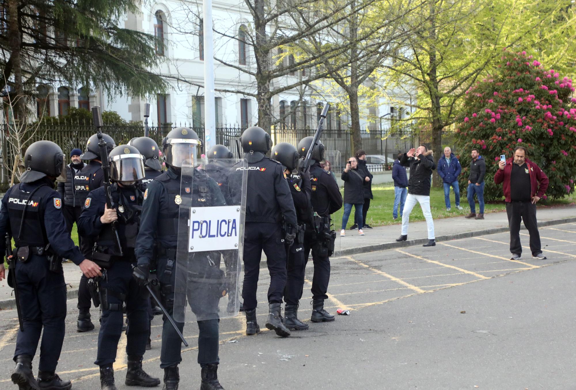 Carga policial en la protesta de bateeiros en Santiago