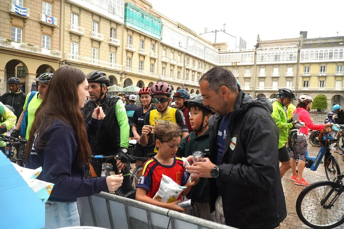 Día de la Bicicleta en A Coruña pasado por agua Día de la Bicicleta en A Coruña pasado por agua