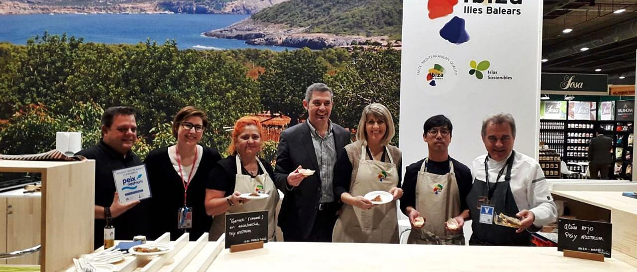 Cocineros y representantes de Eivissa en una edición anterior de Madrid Fusión. | DI