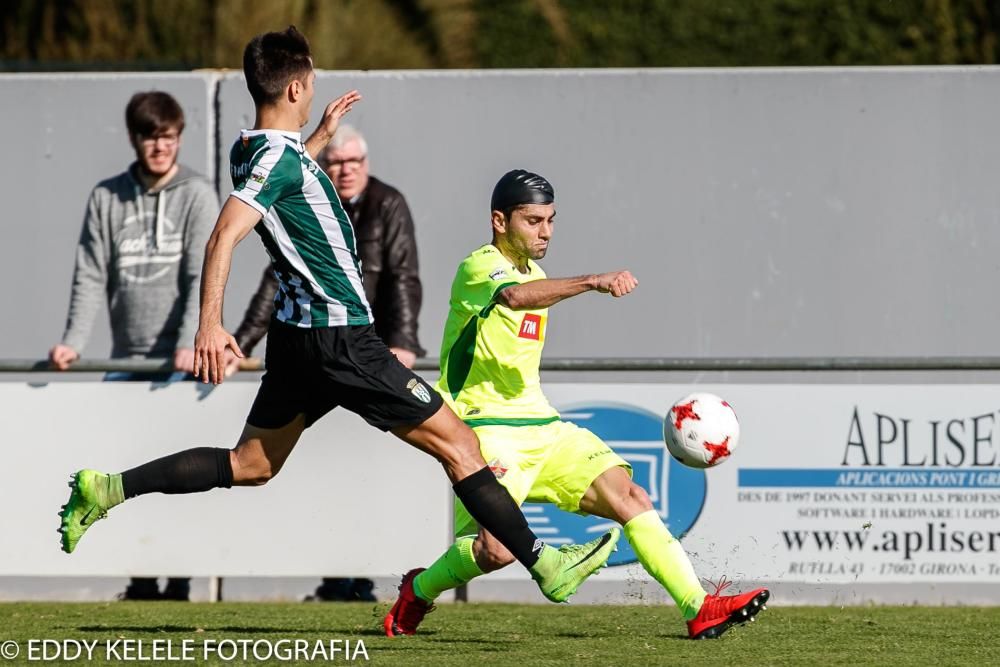 El Elche vuelve a las andadas y cae derrotado en Peralada (1-0).