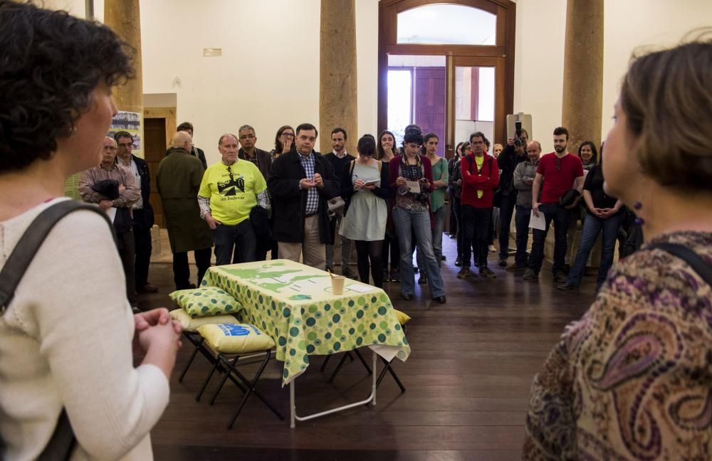 Marcha e inauguración de la exposición de Trazados