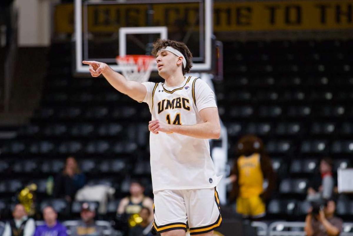 José Roberto Tanchyn, en un partido con UMBC durante esta temporada