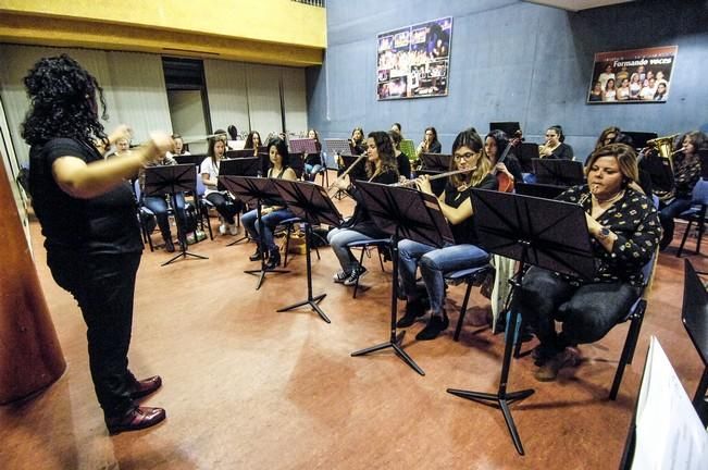 ORQUESTA SOLO DE INSTRUMENTOS DE VIENTO Y SUS ...