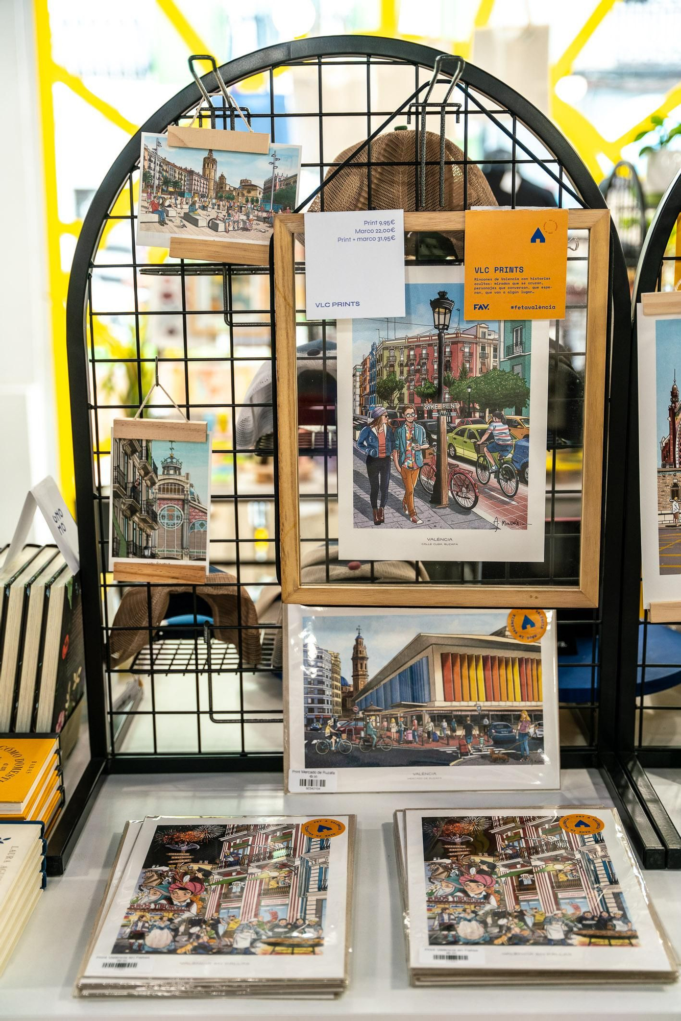 Láminas a la venta en Gnomo.