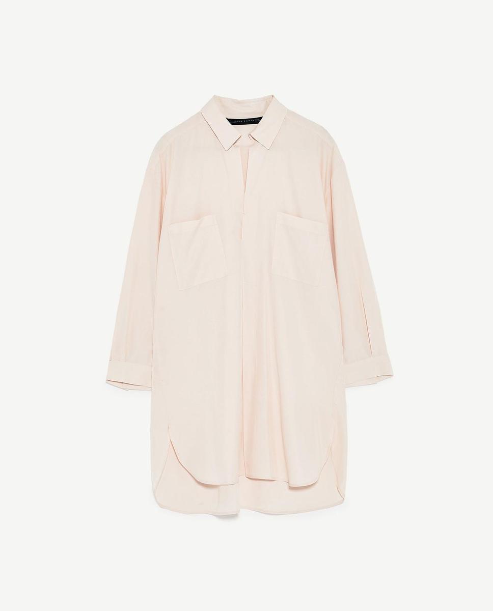 El 'uniforme' de oficina de Zara: Blusa con bolsillos (euros).29,95