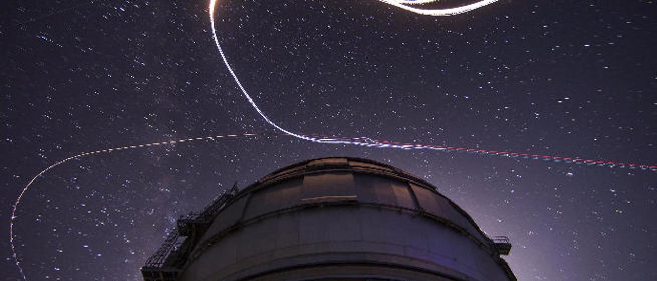 Imagen nocturna del Gran Telescopio de Canarias (Garafía).