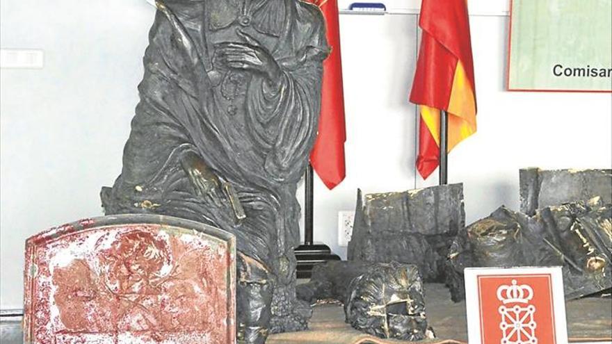 El pueblo aguarda una sentencia para restaurar la estatua de Bécquer