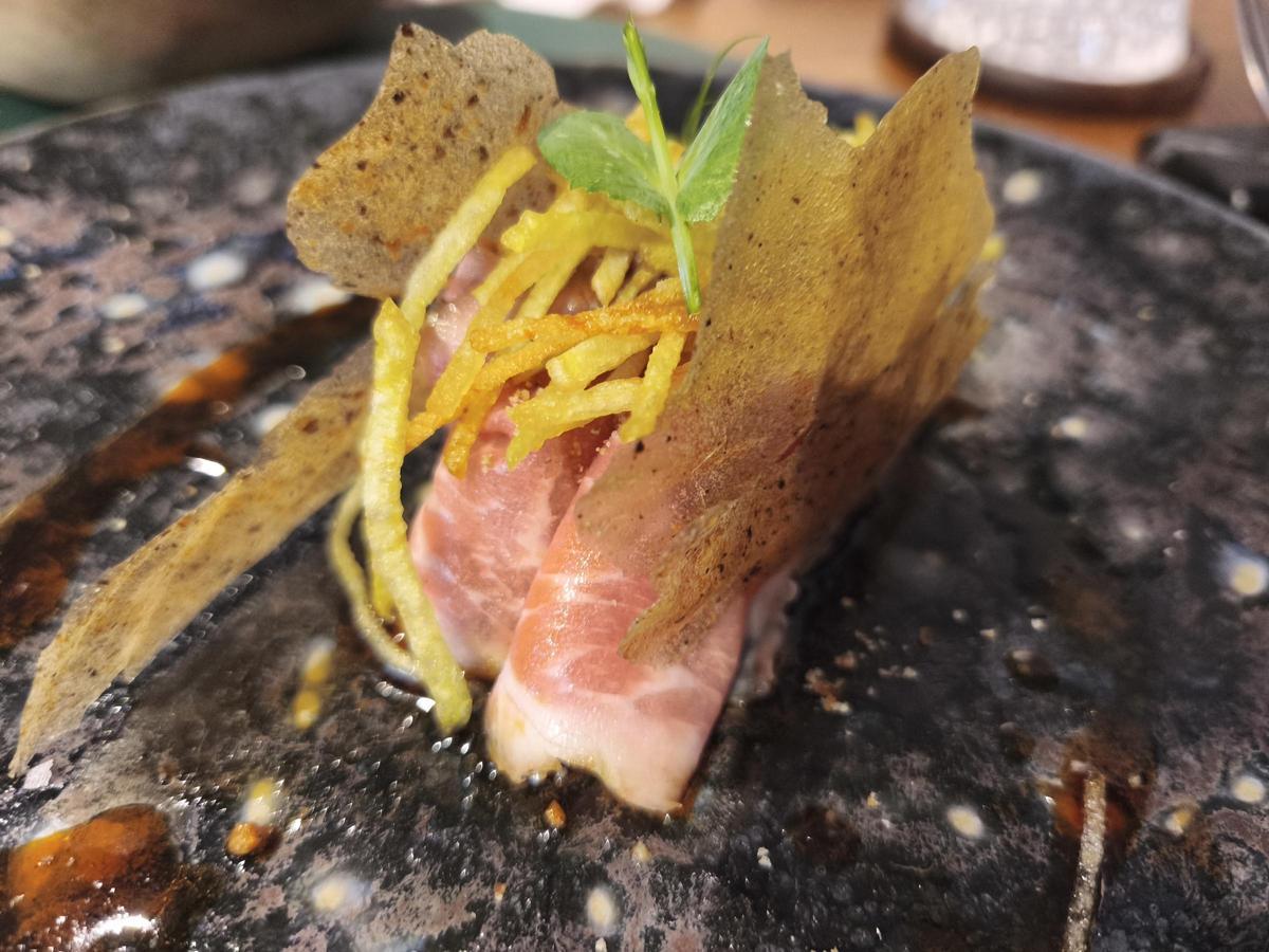 Tataki de presa de cerdo ibérico.