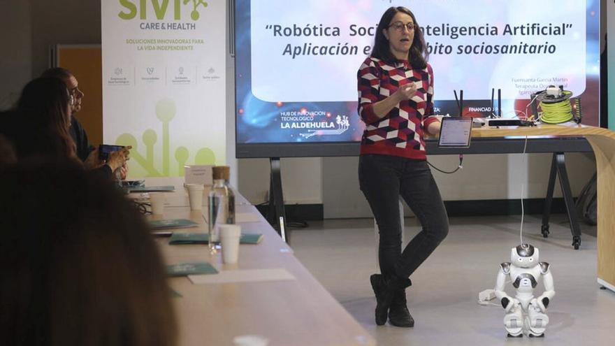 Taller de robótica social e inteligencia artificial en el Hub de la Aldehuela.