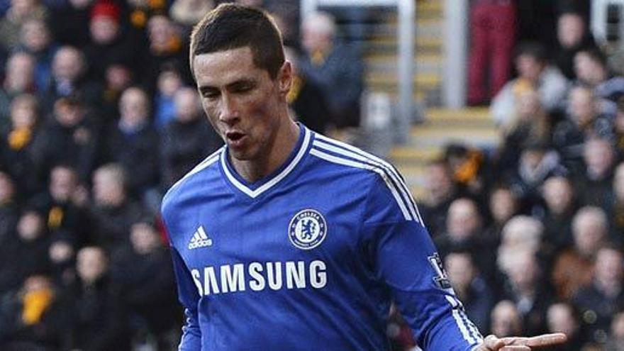 Torres pone líder al Chelsea