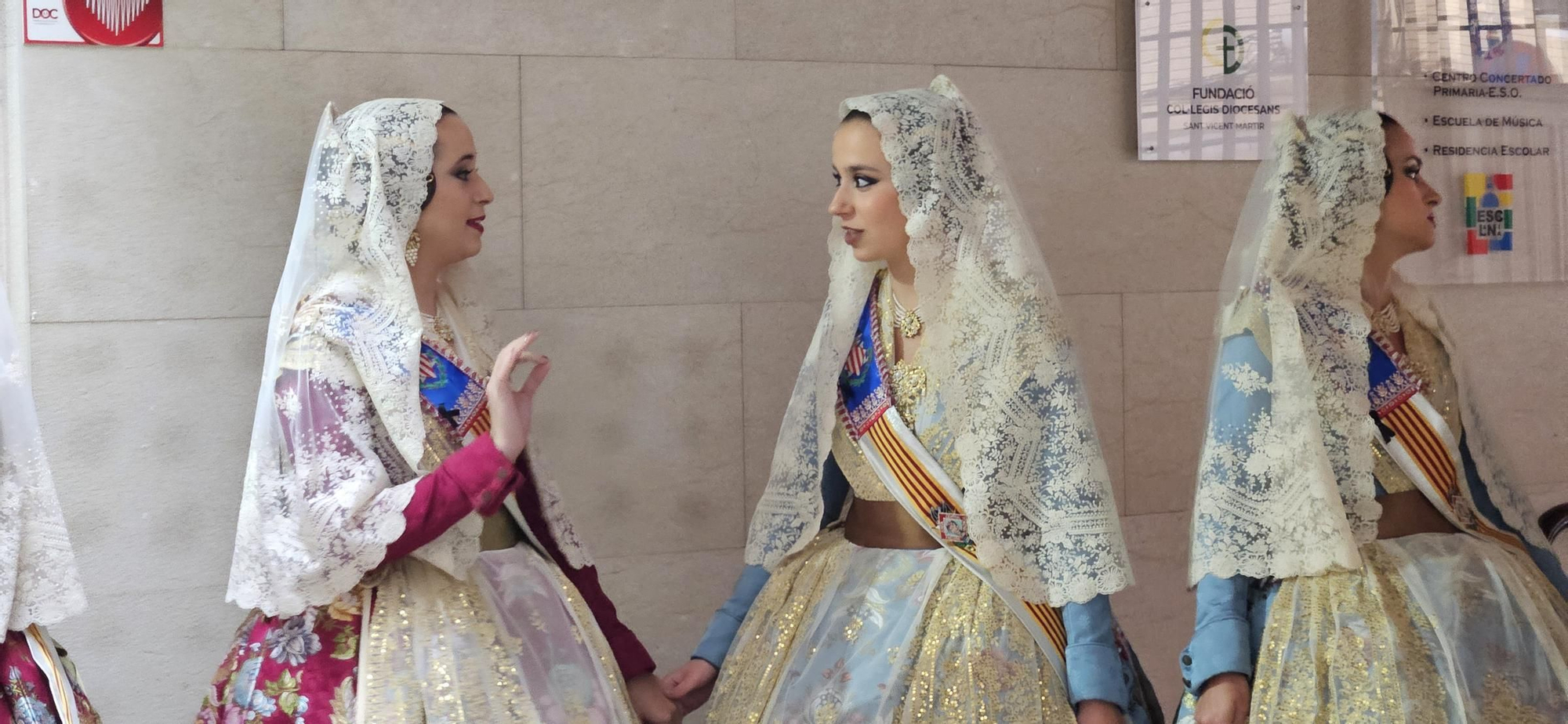El Besamanos de falleras mayores y cortes 2024, en imágenes