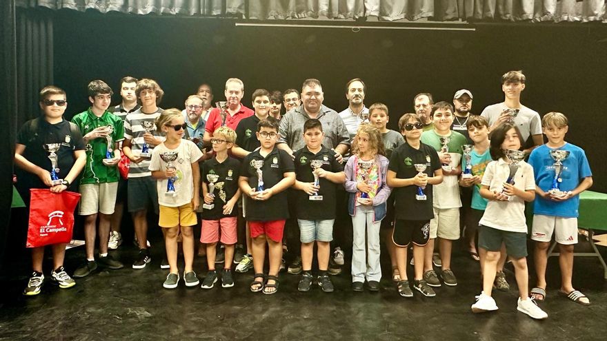 El ajedrecista de Calpe Ronald Staneke se proclama campeón del Torneo Intergeneracional de El Campello