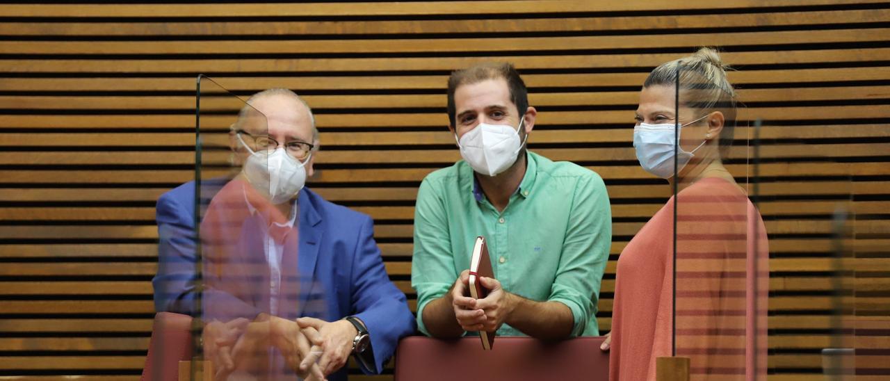 Los diputados ex de Ciudadanos Vicente Fernández, Jesús Salmerón y Sunsi Sanchis