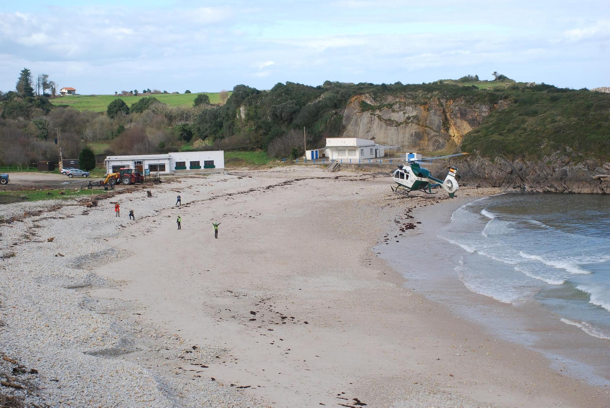 Búsqueda de un desaparecido en el mar en Llanes